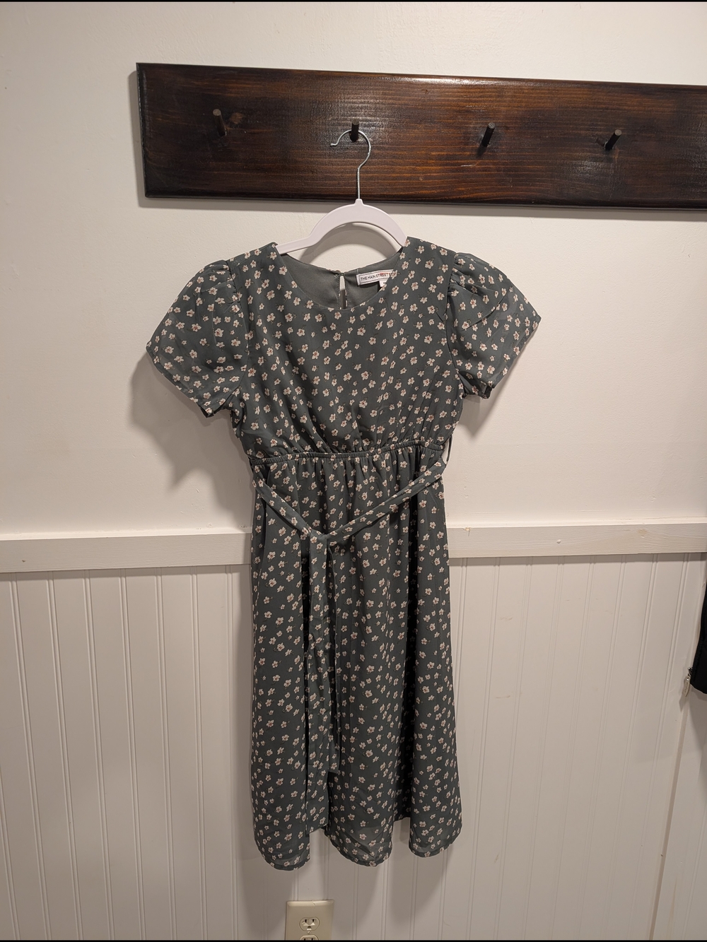Girls' Main Street Exchange Green Floral Tie-Waist Dress